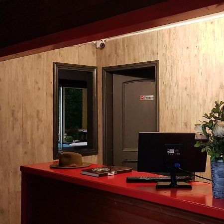 טמוקו Hostal Centro Montt מראה חיצוני תמונה
