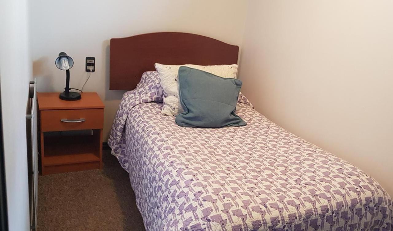 טמוקו Hostal Centro Montt מראה חיצוני תמונה